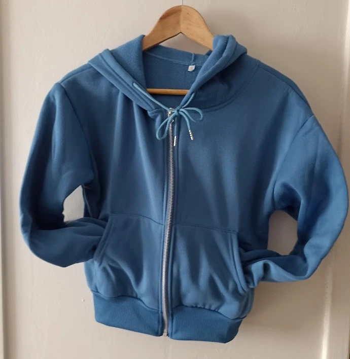 Sweat à capuche zippé bleu Haze - Coupe Crop & Ajustée - Taille M - NEUF
